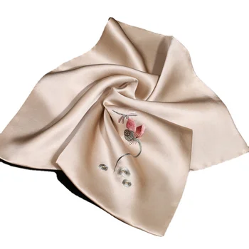 Носовые платки, женские шелковые шарфы с ручной вышивкой, антикварные подарки, винтажная вышивка.
