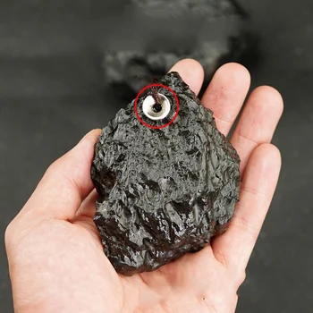 Редкий Лобнорский метеорит Необработанный Камень Натуральный Действительно Метеоритный Магнитный камень Коллекция Орнамент Украшение дома Каменный Метеорит